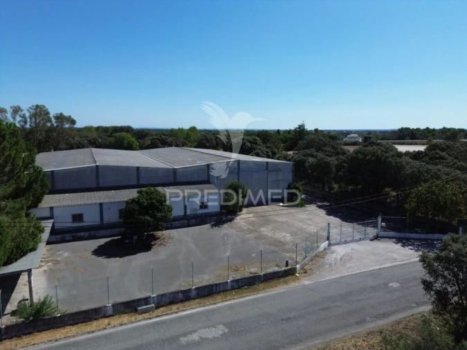 Armazém para Venda em Bugalhos Foto 8