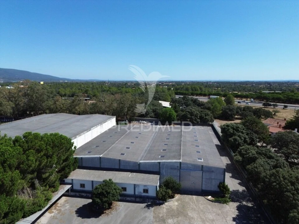 Armazém para Venda em Bugalhos Foto 3