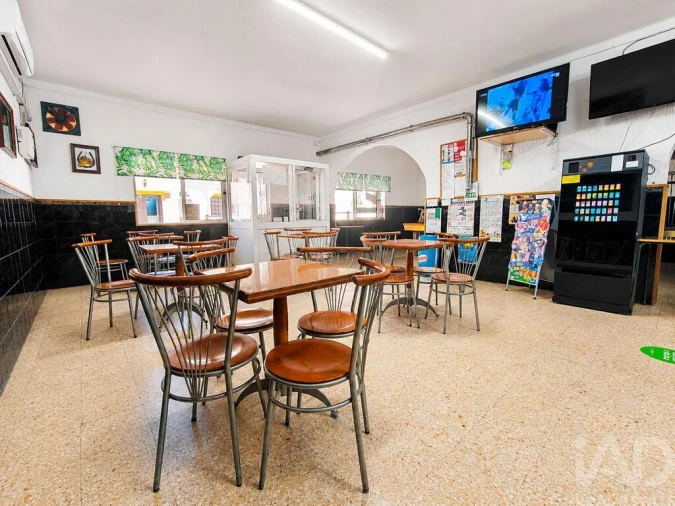 Prédio para Venda em Comenda Foto 14