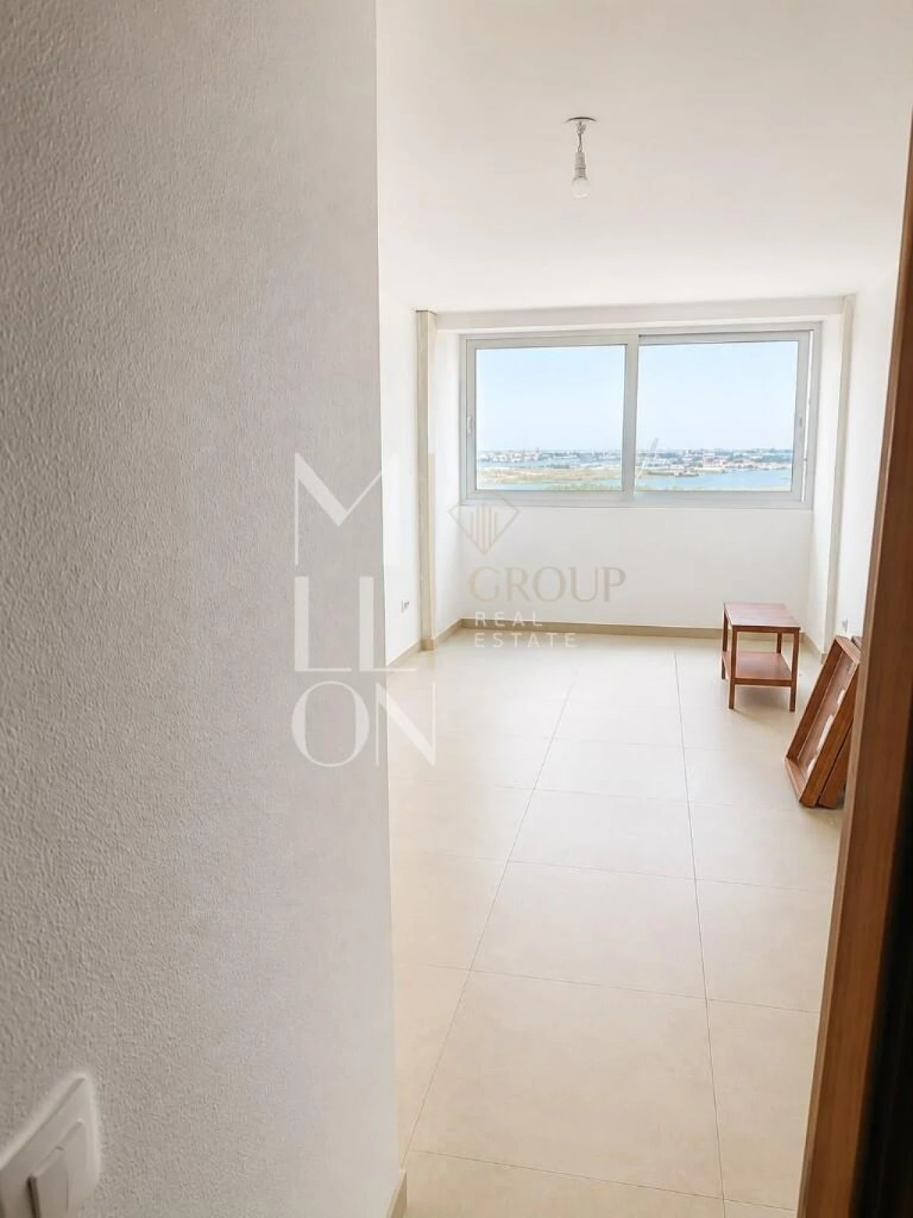 Apartamento T3 para Venda em Corroios Foto 1
