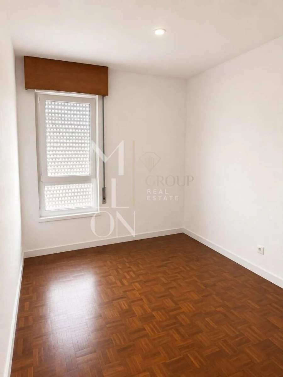 Apartamento T3 para Venda em Corroios Foto 2