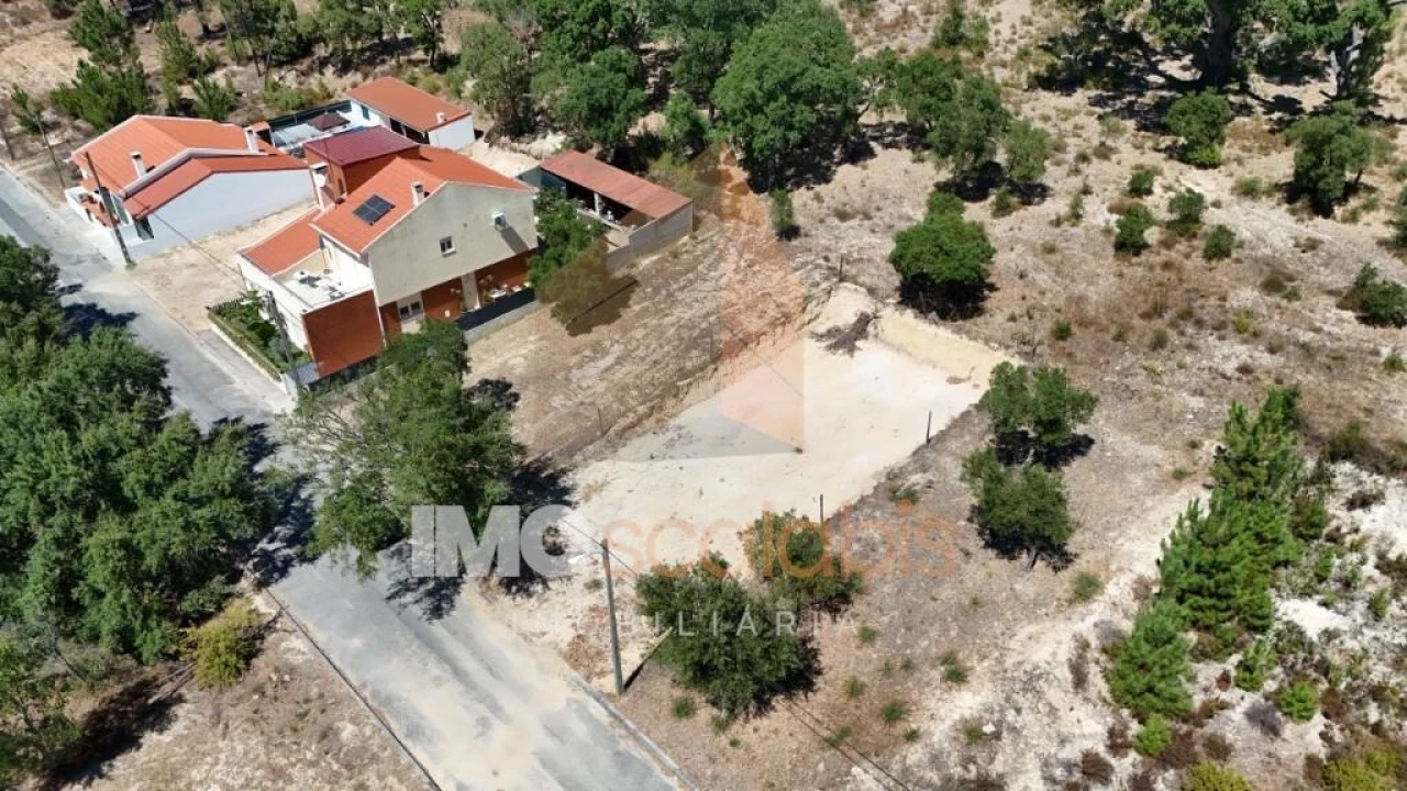 Terreno para Venda em Carregueira Foto 3
