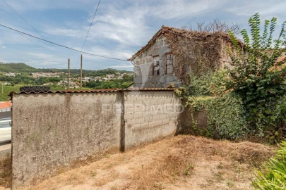 Quinta T3 para Venda em Pombeiro de Ribavizela