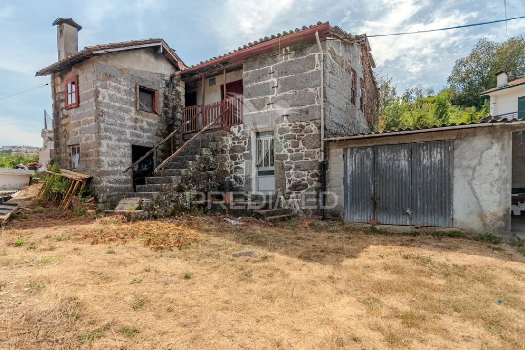Quinta T3 para Venda em Pombeiro de Ribavizela Foto 1