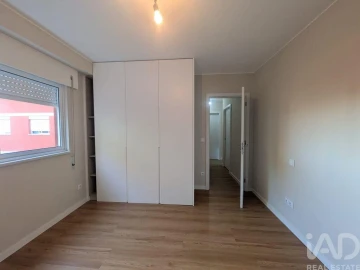 Apartamento T4 para Venda em Ramalde