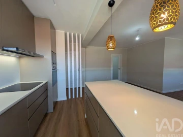 Apartamento T4 para Venda em Ramalde