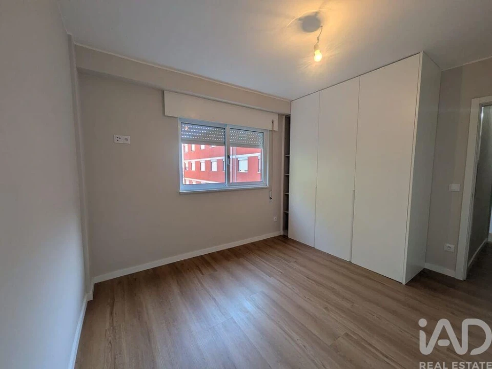 Apartamento T4 para Venda em Ramalde Foto 22