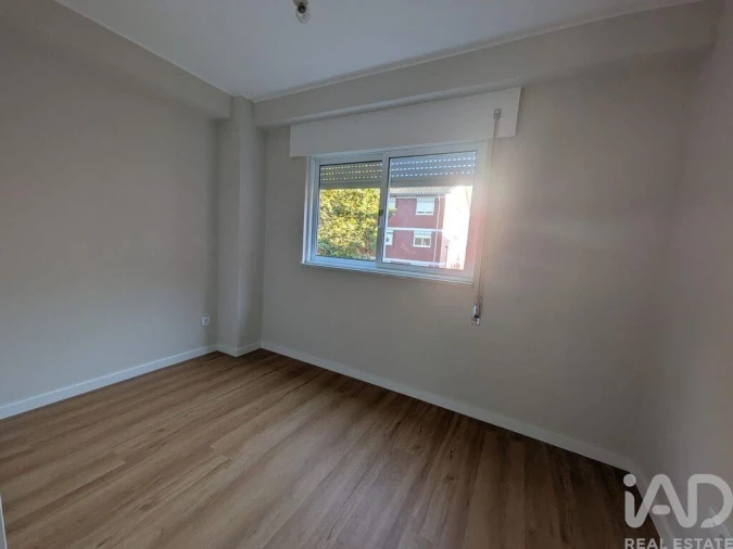 Apartamento T4 para Venda em Ramalde Foto 16