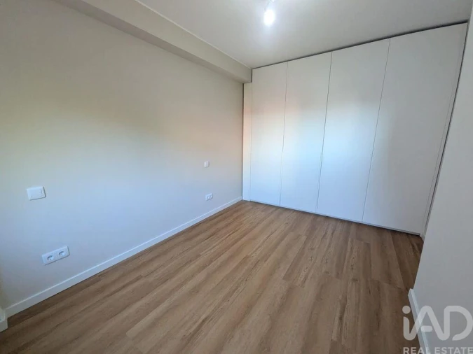 Apartamento T4 para Venda em Ramalde Foto 19