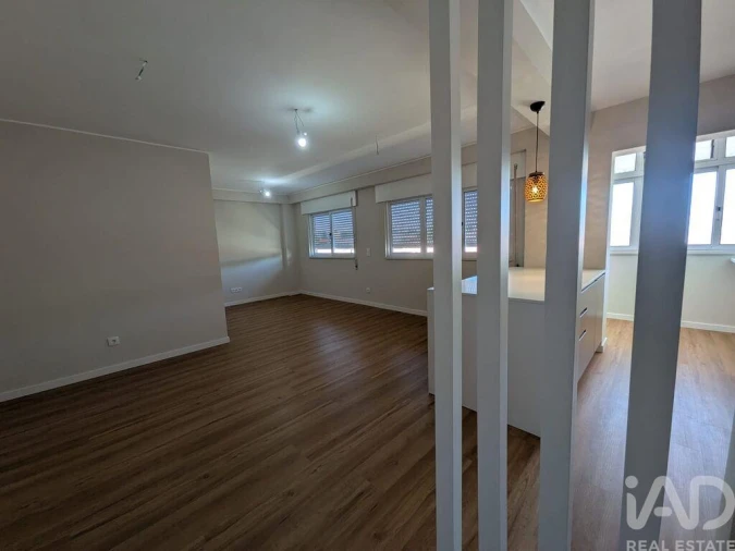 Apartamento T4 para Venda em Ramalde Foto 6