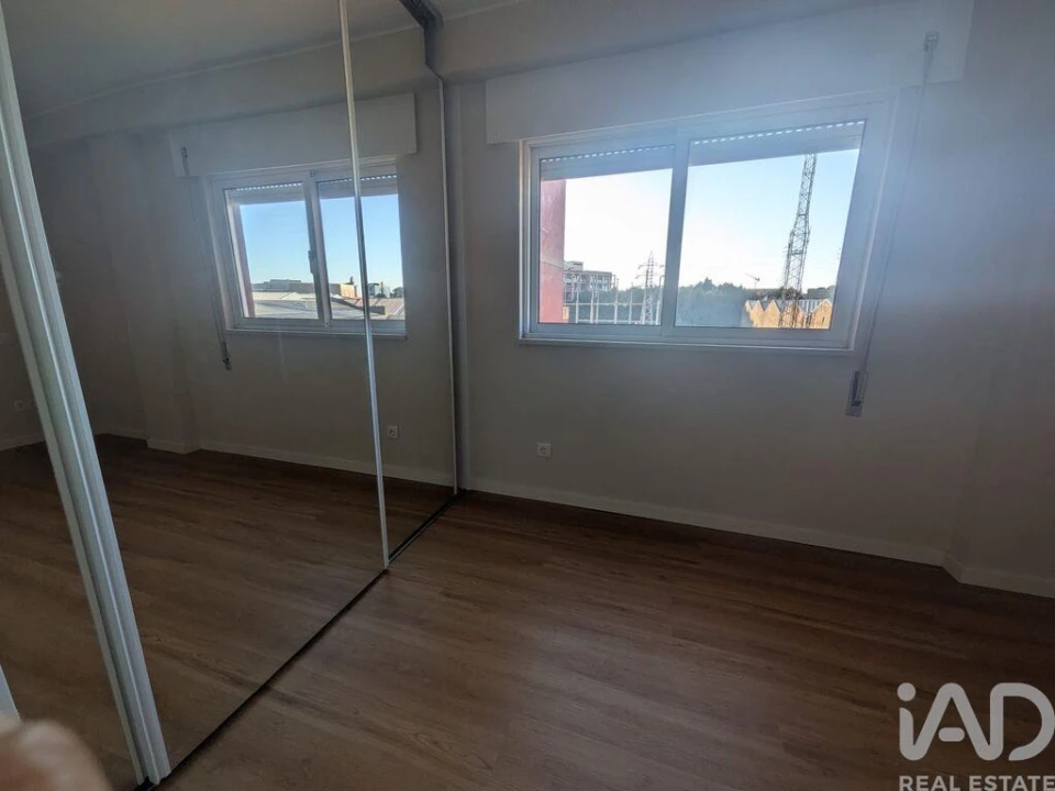 Apartamento T4 para Venda em Ramalde Foto 14