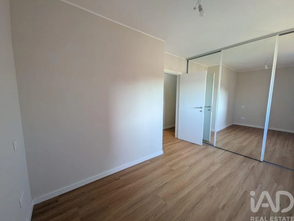 Apartamento T4 para Venda em Ramalde Foto 15