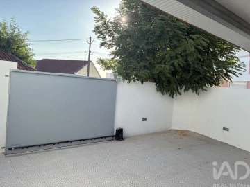 Moradia T2 para Venda em Vila Nova da Rainha