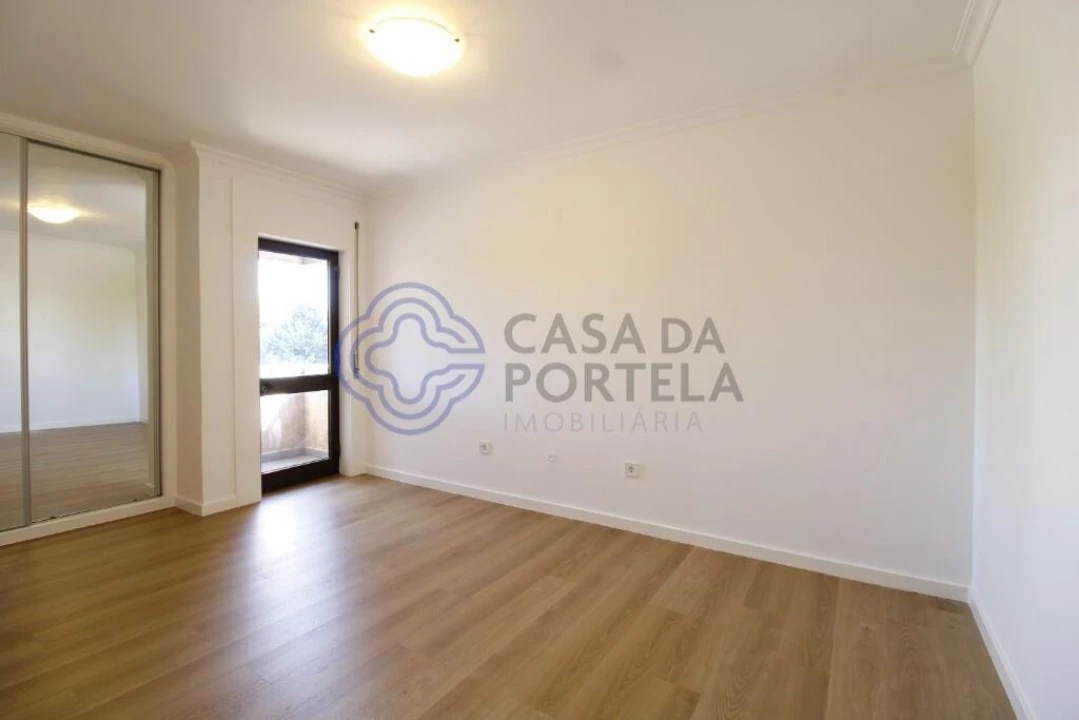 Apartamento T2 para Venda em Rio Tinto Foto 11