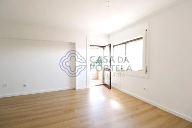 Apartamento T2 para Venda em Rio Tinto Foto 17