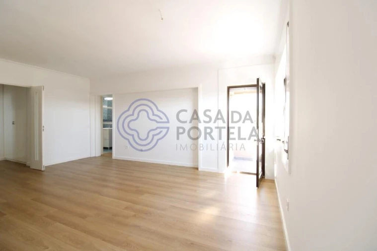 Apartamento T2 para Venda em Rio Tinto Foto 18