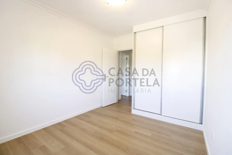 Apartamento T2 para Venda em Rio Tinto Foto 5