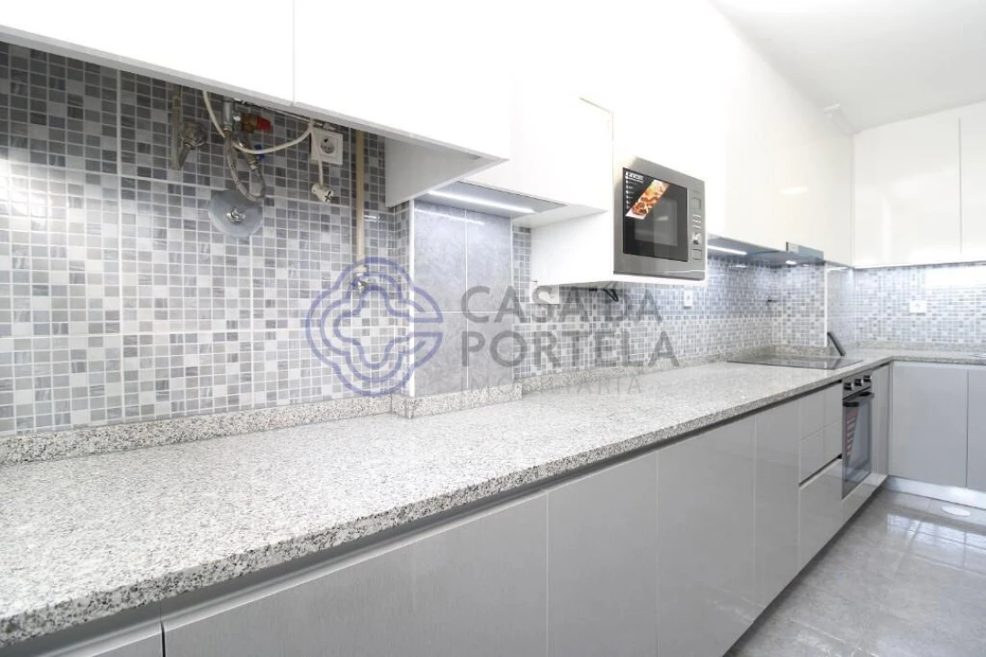 Apartamento T2 para Venda em Rio Tinto Foto 4