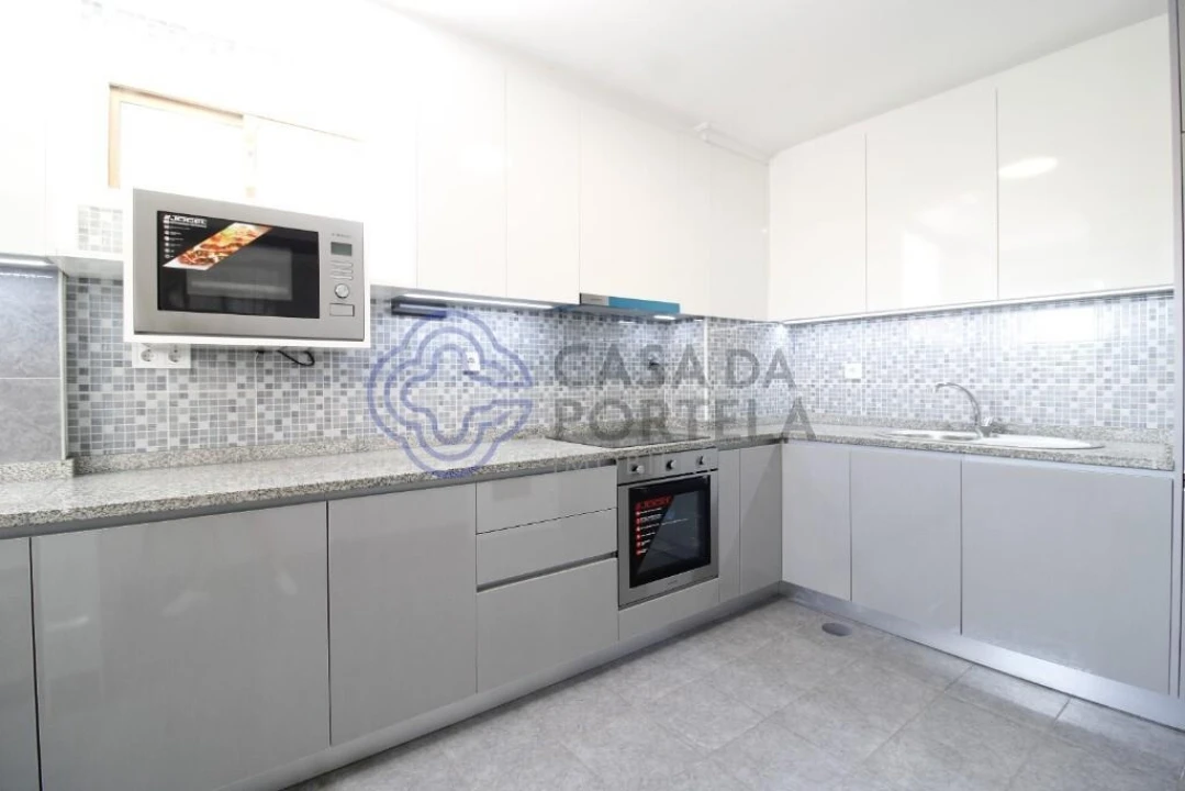 Apartamento T2 para Venda em Rio Tinto Foto 2