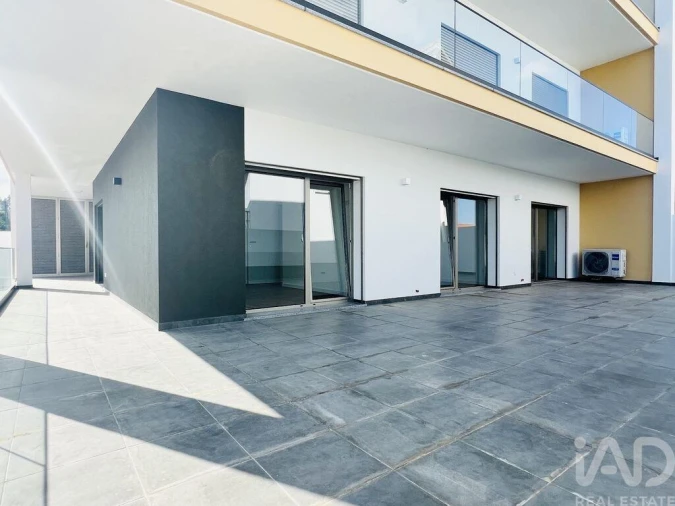 Apartamento T3 para Venda em Parceiros e Azoia Foto 27