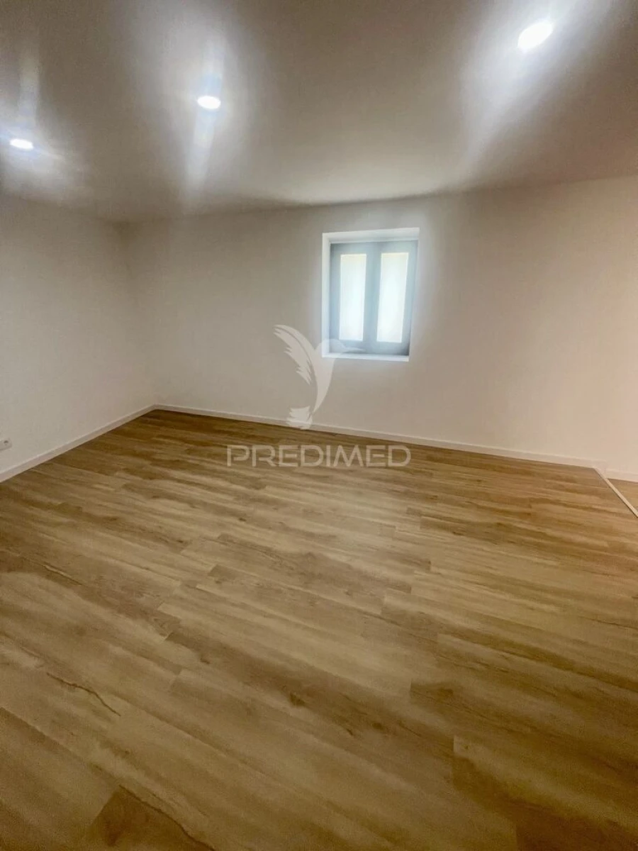 Moradia T2 para Venda em Valega Foto 5