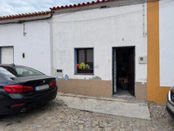 Moradia T2 para Venda em Baleizão
