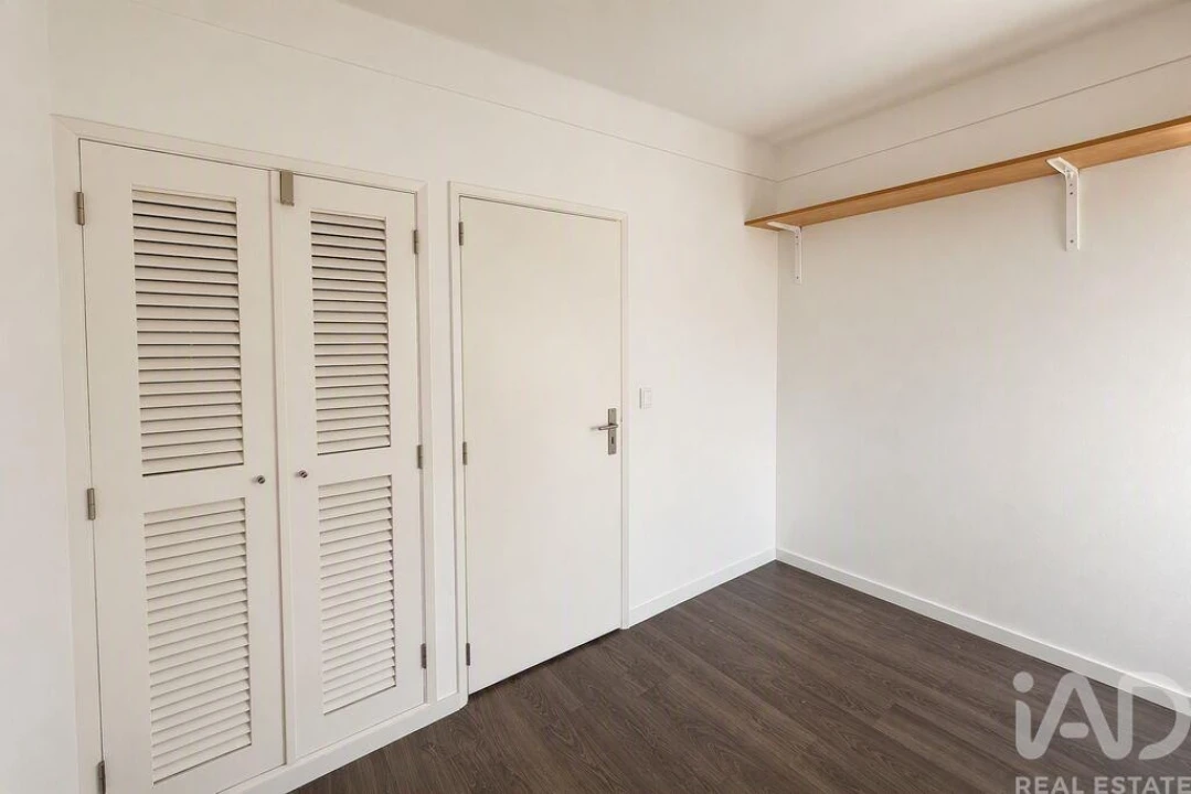 Apartamento T4 para Venda em Pena, Quintã e Vila Cova Foto 23