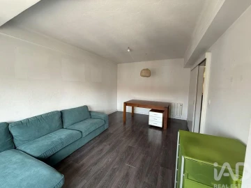 Apartamento T4 para Venda em Pena, Quintã e Vila Cova