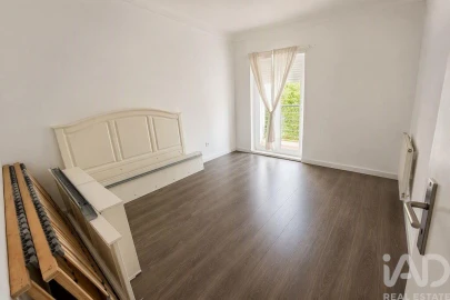 Apartamento T4 para Venda em Pena, Quintã e Vila Cova