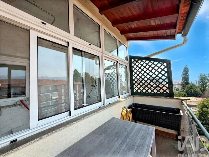 Apartamento T4 para Venda em Pena, Quintã e Vila Cova Foto 3