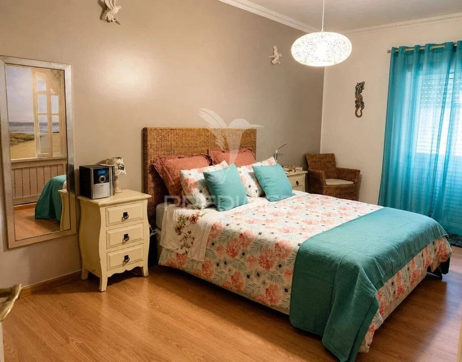 Apartamento T2 para Venda em Nazare Foto 8
