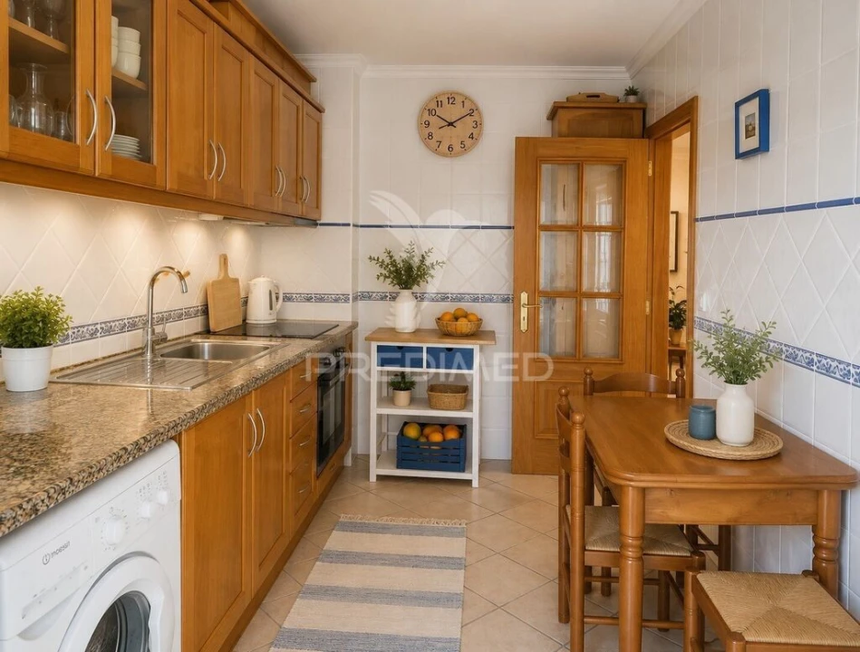Apartamento T2 para Venda em Nazare Foto 5