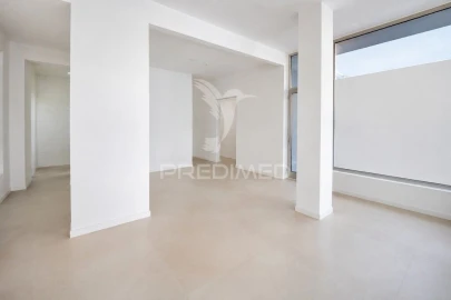 Apartamento T1 para Venda em Real, Dume e Semelhe
