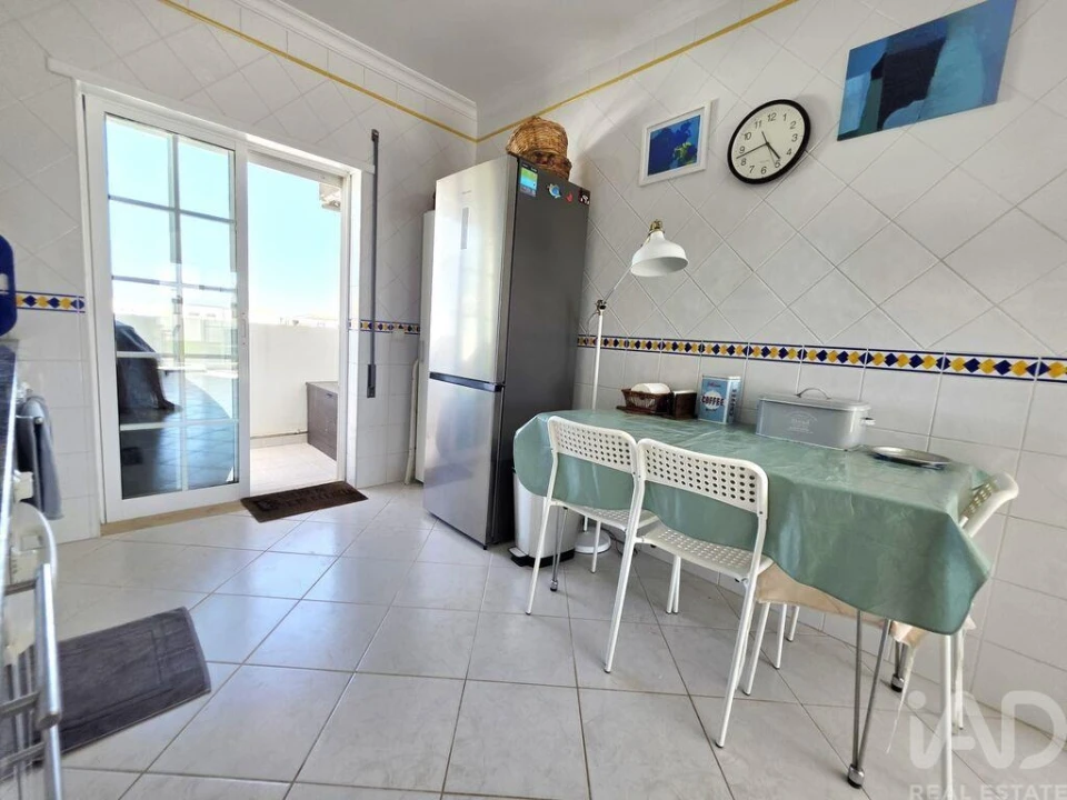 Apartamento T1 para Venda em Santa Luzia Foto 9
