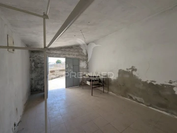 Armazém para Venda em Castro Marim
