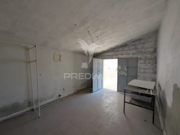 Armazém para Venda em Castro Marim