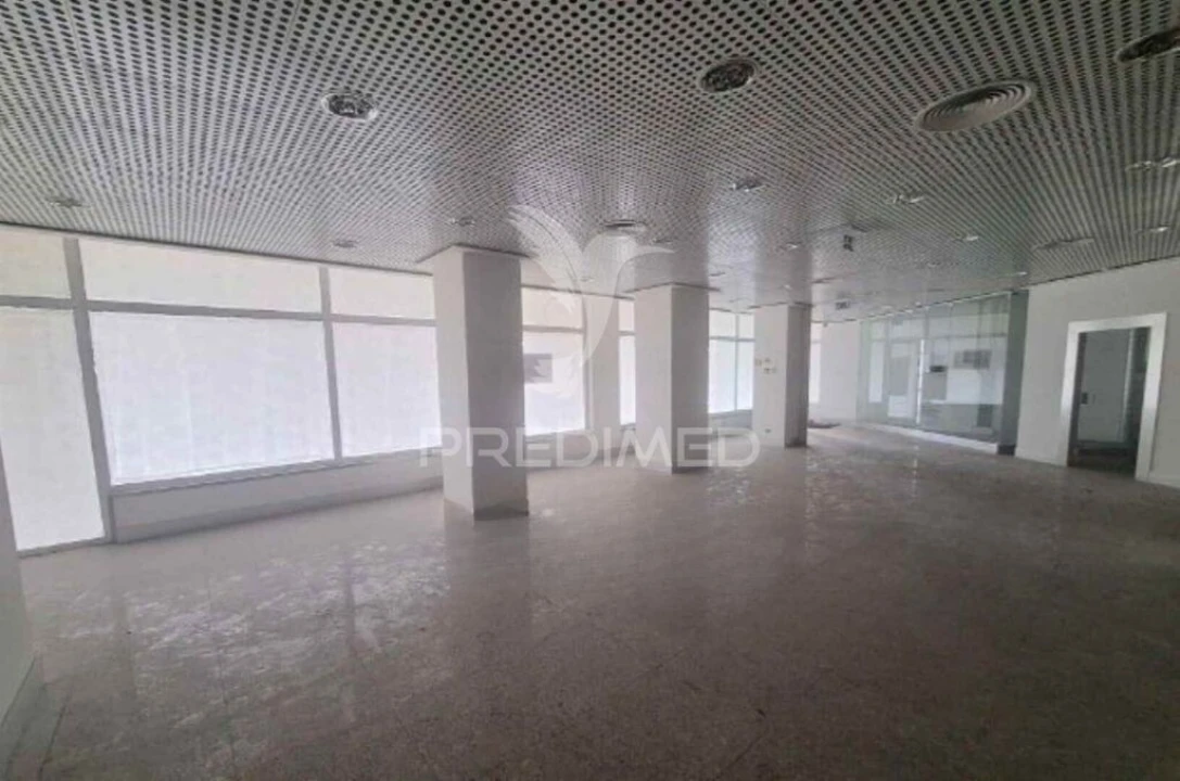 Loja para Venda em Requeixo, Nossa Senhora de Fátima e Nariz Foto 10