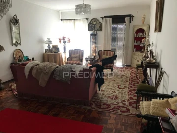 Apartamento T4 para Venda em Almeirim