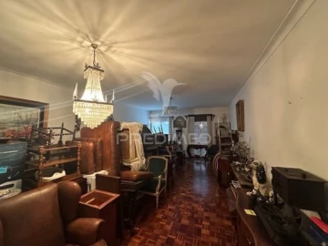 Apartamento T4 para Venda em Almeirim