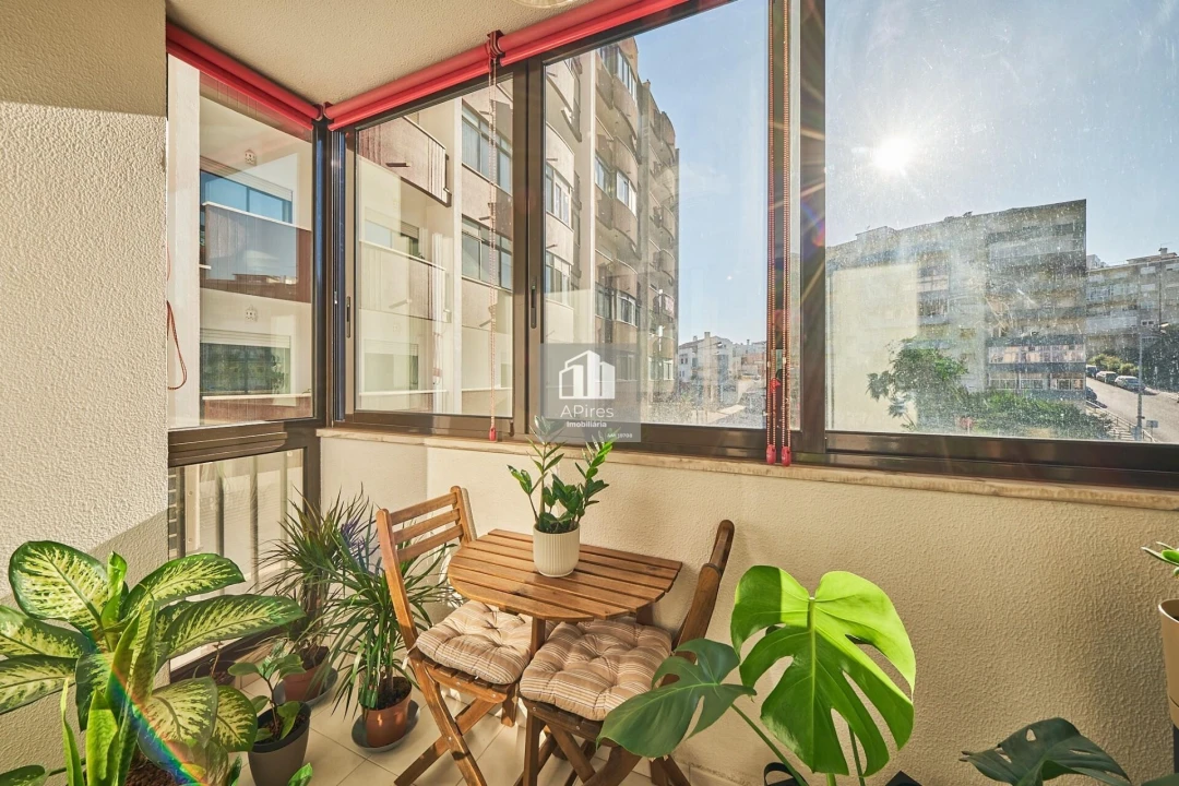 Apartamento T4 para Venda em Almada, Cova da Piedade, Pragal e Cacilhas Foto 15