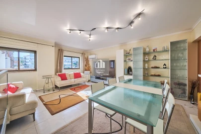 Apartamento T4 para Venda em Almada, Cova da Piedade, Pragal e Cacilhas