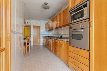 Apartamento T3 para Venda em Macieira da Lixa e Caramos