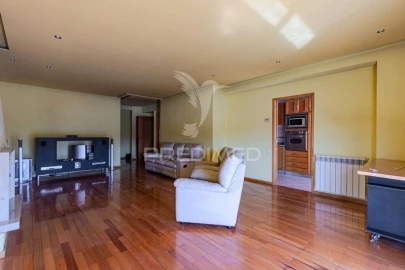 Apartamento T3 para Venda em Macieira da Lixa e Caramos