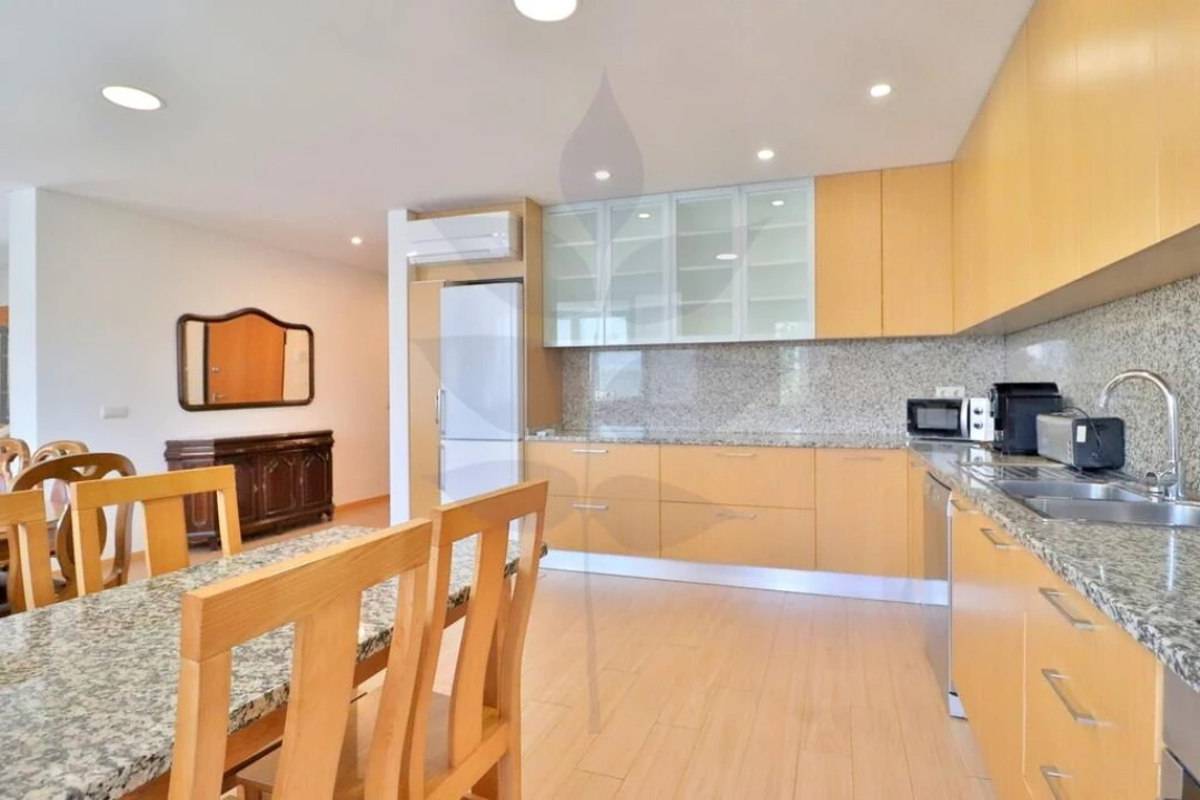 Apartamento T3 para Arrendamento em São Vitor (Braga) Foto 4