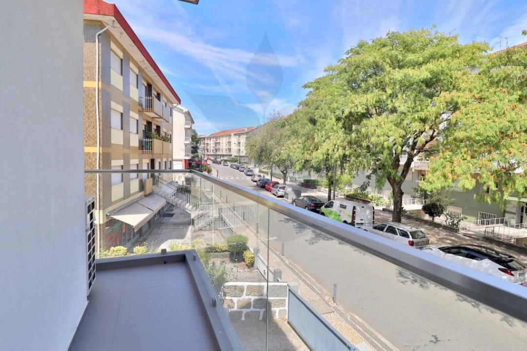 Apartamento T3 para Arrendamento em São Vitor (Braga) Foto 22