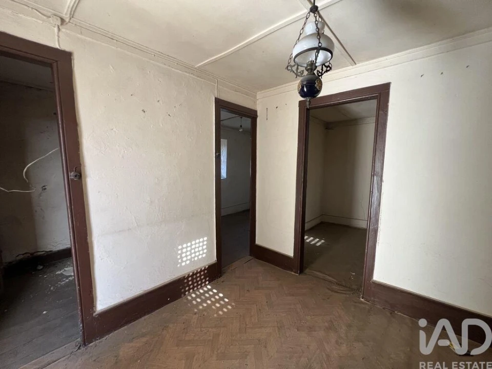 Moradia T3 para Venda em Santa Cruz da Trapa e São Cristóvão de Lafões Foto 11
