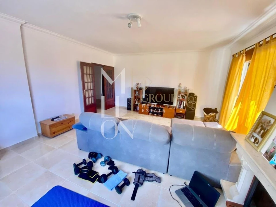 Apartamento T2 para Venda em Algueirão-Mem Martins Foto 14