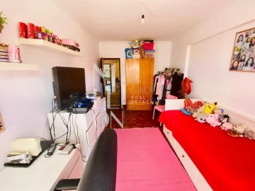 Apartamento T2 para Venda em Algueirão-Mem Martins