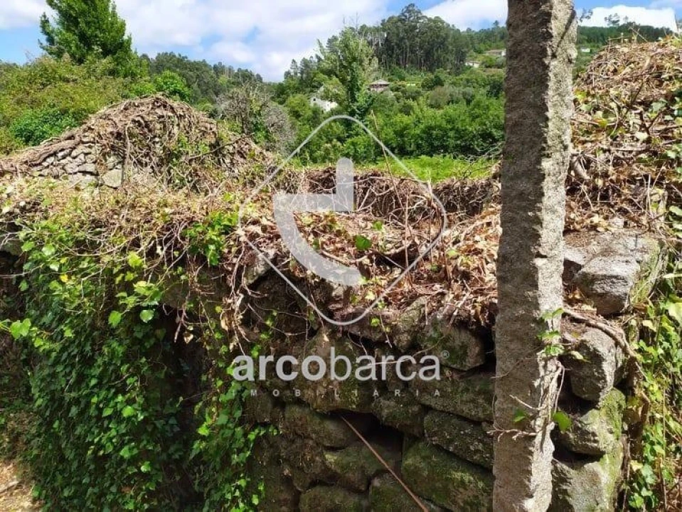 Moradia T1 para Venda em Bravães Foto 6