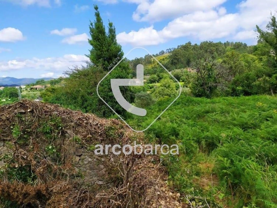 Moradia T1 para Venda em Bravães Foto 9